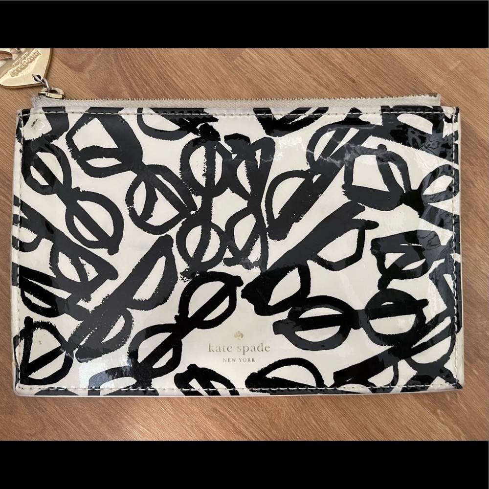 KATE SPADE CLUTCH/POUCH - Small